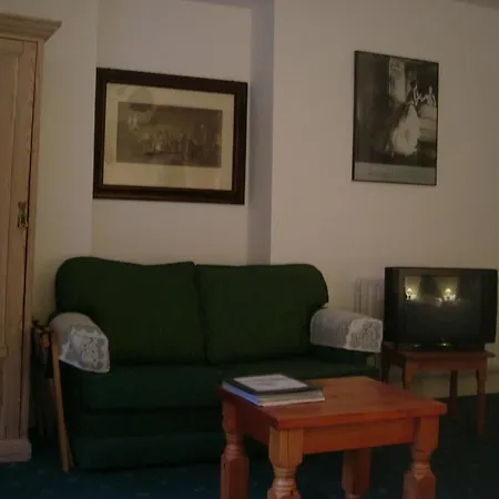 The Coach House 3* Ballyduff (Waterford)